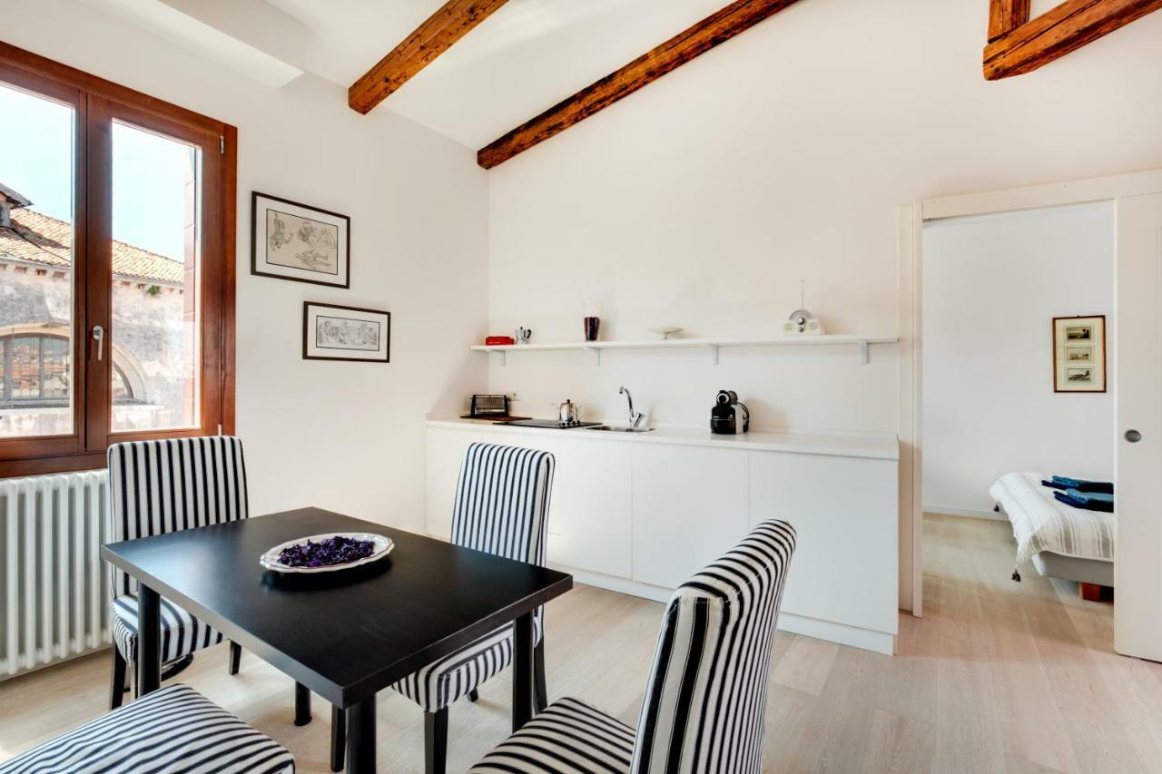 San Marcuola Apartment Венеция Экстерьер фото